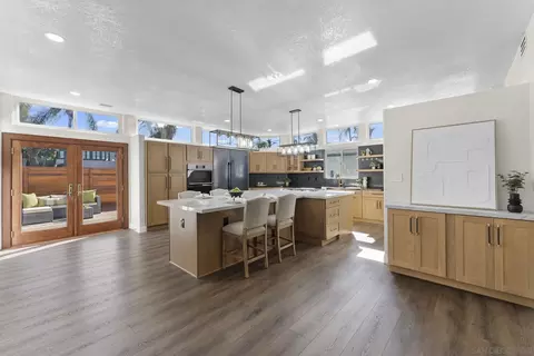 5150 Bristol Rd, San Diego, CA 92116