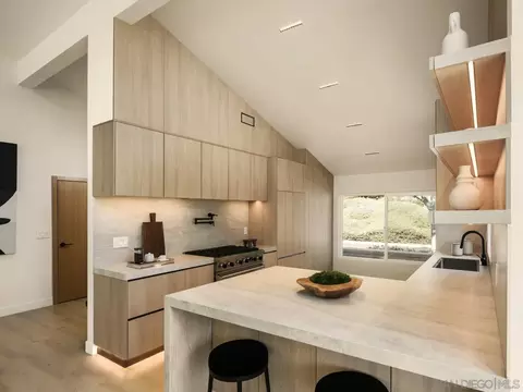2163 Caminito Circulo Norte, La Jolla, CA 92037