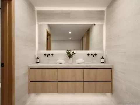 2163 Caminito Circulo Norte, La Jolla, CA 92037 photo 28