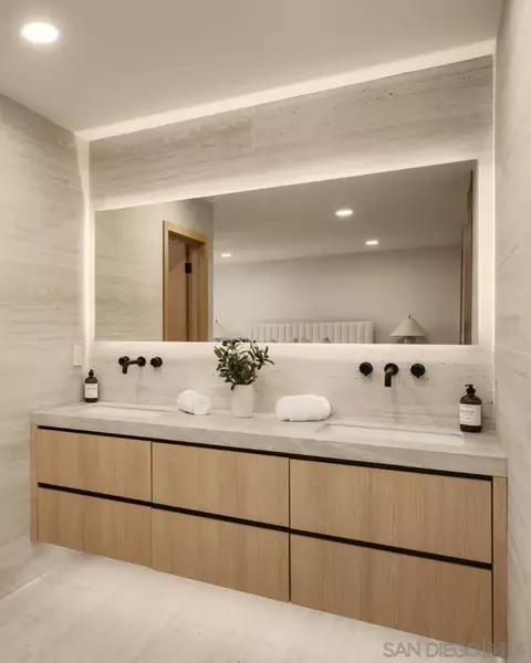 2163 Caminito Circulo Norte, La Jolla, CA 92037 photo 25
