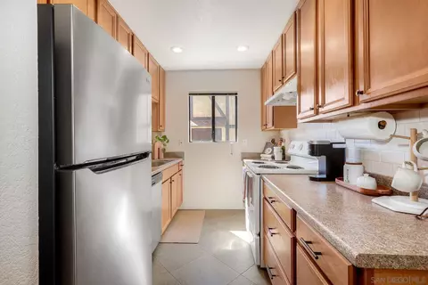 1632 Presioca St UNIT 15, Spring Valley, CA 91977 photo 8