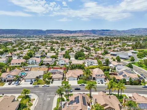 24641 Lincoln Ave, Murrieta, CA 92562