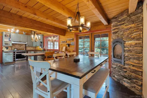 Dining - 3131 Pera Alta Dr, Julian, CA 92036 photo 4 of 4