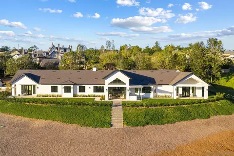 5120 Creek Oak Dr, Fallbrook, CA 92028