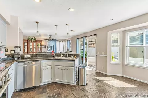 1507 Phillips St, Vista, CA 92083 photo 13