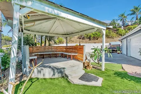 1507 Phillips St, Vista, CA 92083 photo 5
