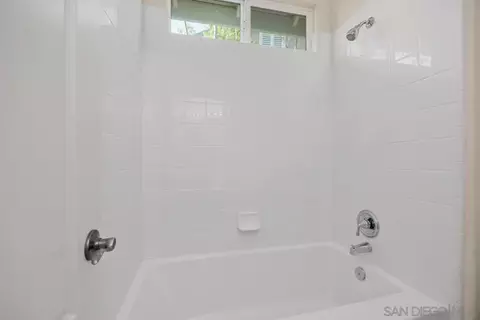 Bath - 1616 Windemere Dr, San Marcos, CA 92078 photo 4 of 5