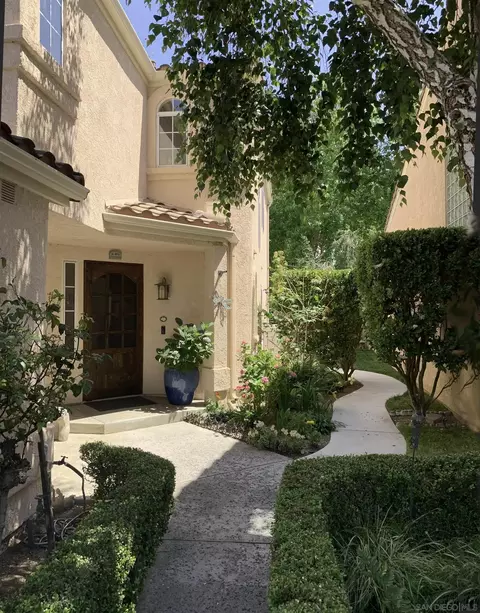 Exterior - 2176 Eastridge Loop, Oxnard, CA 93036 photo 2 of 12