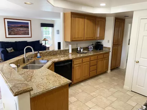 Kitchen - 2176 Eastridge Loop, Oxnard, CA 93036 photo 1 of 1