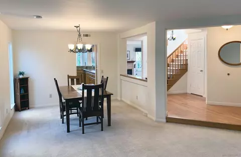 Dining - 2176 Eastridge Loop, Oxnard, CA 93036 photo 3 of 3