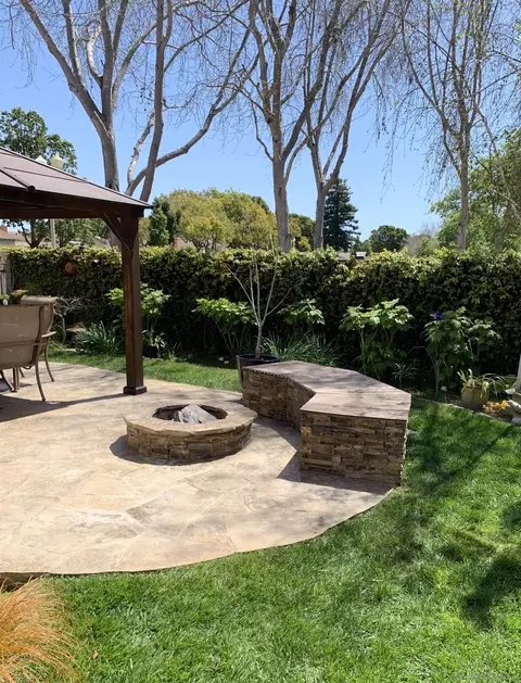 Exterior - 2176 Eastridge Loop, Oxnard, CA 93036 photo 5 of 12