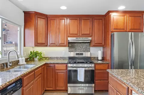 Kitchen - 1011 Carlsbad St, Spring Valley, CA 91977 photo 2 of 4