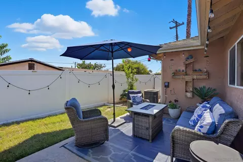 Exterior - 1011 Carlsbad St, Spring Valley, CA 91977 photo 2 of 5