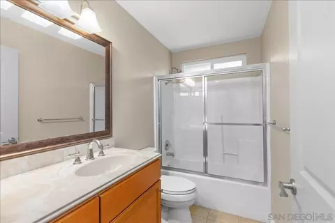 194 Avenida Descanso #H, Oceanside, CA 92057 photo 17