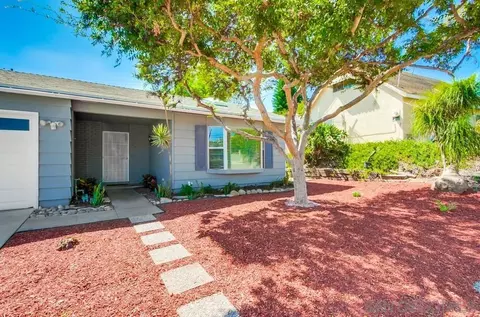 1604 Rush Ave, Vista, CA 92084 photo 2