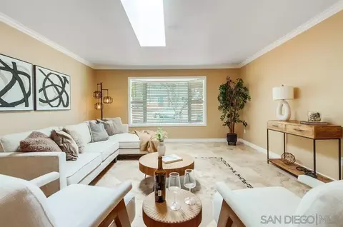 1604 Rush Ave, Vista, CA 92084 photo 3