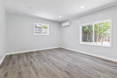 Living - 720 Gough Ave, Templeton, CA 93465 photo 4 of 4