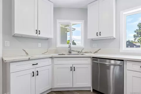 Kitchen - 720 Gough Ave, Templeton, CA 93465 photo 3 of 4