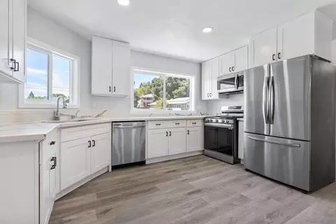 Kitchen - 720 Gough Ave, Templeton, CA 93465 photo 2 of 4