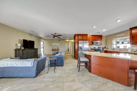 8931 Jana Ct, Spring Valley, CA 91977 photo 12