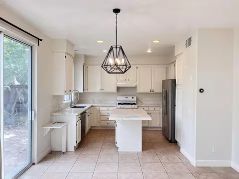 Kitchen - 4545 Milano Way, Oceanside, CA 92057 photo 1 of 1