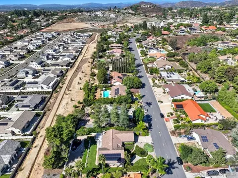 16956 Cloudcroft Dr, Poway, CA 92064 photo 38