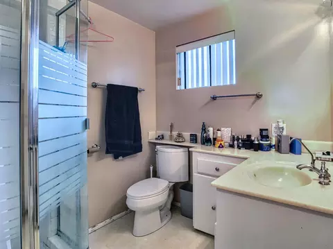 Bath - 7330 Colony Rd, La Mesa, CA 91942 photo 4 of 6