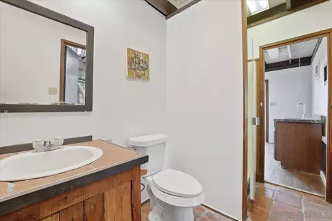 Bath - 4511 Taft Ave, La Mesa, CA 91941 photo 2 of 4