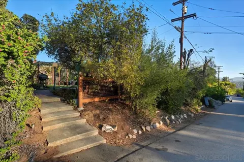 Exterior - 4511 Taft Ave, La Mesa, CA 91941 photo 10 of 27
