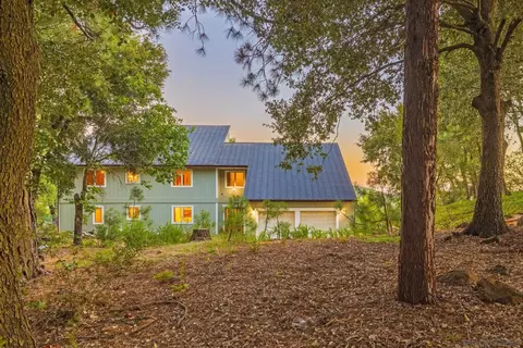 Exterior - 4718 Belvedere Dr, Julian, CA 92036 photo 9 of 21
