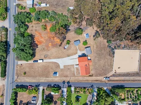 View/Area - 1610 Reche Rd, Fallbrook, CA 92028 photo 5 of 5