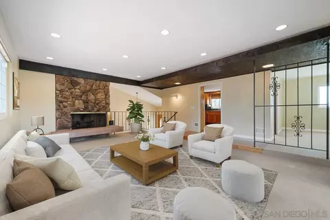 Living - 1610 Reche Rd, Fallbrook, CA 92028 photo 1 of 5