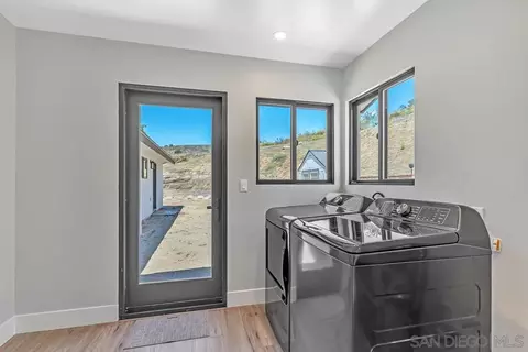11132 Summit Ave, Santee, CA 92071 photo 23