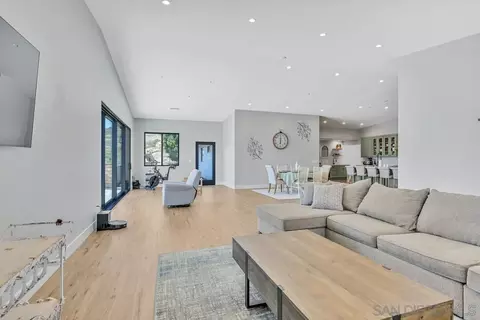 11132 Summit Ave, Santee, CA 92071 photo 9