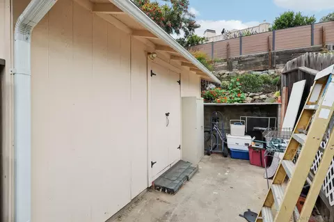 Exterior - 8007 Wetherly St, La Mesa, CA 91941 photo 14 of 16