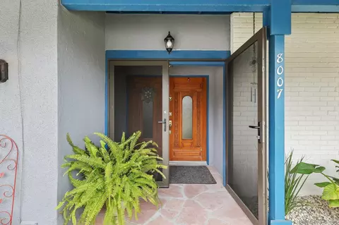 Entry Way - 8007 Wetherly St, La Mesa, CA 91941 photo 1 of 2
