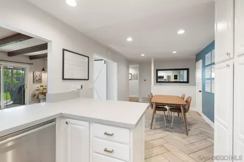 10113 Gem Tree Way, Santee, CA 92071 photo 21