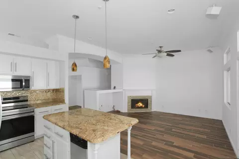 1367 H St, Ramona, CA 92065 photo 2