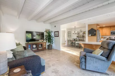 1724 Burgundy Rd, Encinitas, CA 92024 photo 11