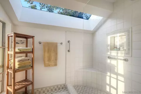 1724 Burgundy Rd, Encinitas, CA 92024 photo 23