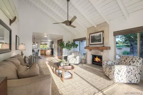 1724 Burgundy Rd, Encinitas, CA 92024 photo 6