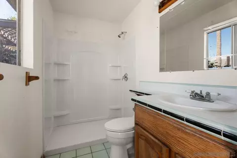 Bath - 1718 Greentree Rd, Encinitas, CA 92024 photo 2 of 2