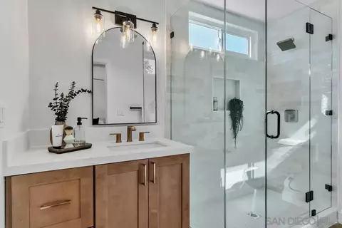 Bath - 2182 Farrington Dr, El Cajon, CA 92020 photo 2 of 2