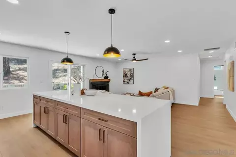 Kitchen - 2182 Farrington Dr, El Cajon, CA 92020 photo 5 of 10