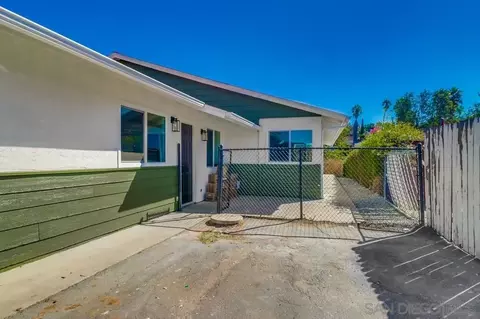 2821-25 Rosedale Way, Spring Valley, CA 91977 photo 4