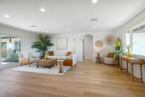 1870 Laurel Rd, Oceanside, CA 92054 photo 19