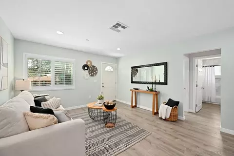 8920 King Michael Ct, Spring Valley, CA 91977 photo 4
