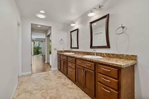 Entry Way - 1608 Caminito Asterisco, La Jolla, CA 92037 photo 3 of 3