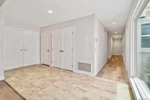 Entry Way - 1608 Caminito Asterisco, La Jolla, CA 92037 photo 2 of 3