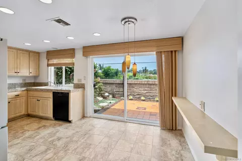 Kitchen - 1608 Caminito Asterisco, La Jolla, CA 92037 photo 1 of 2